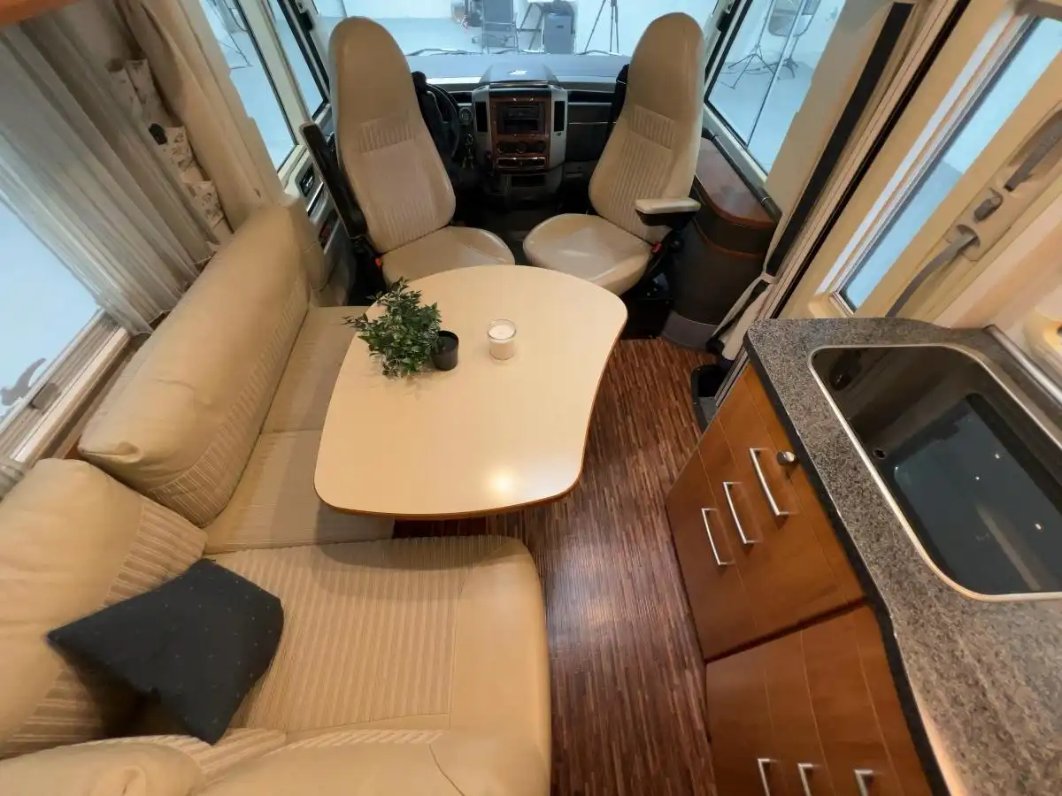 HYMER-ERIBA B 660 SL - Ansicht 8